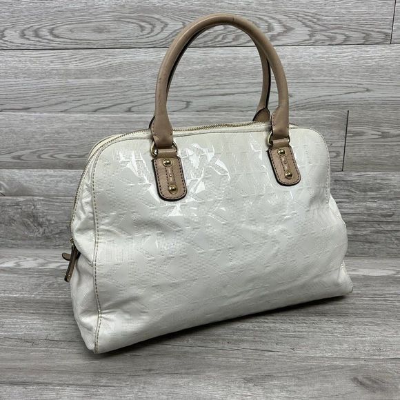 Michael Kors White Patent Leather Cindy Dome Satchel - Picture 1 of 5